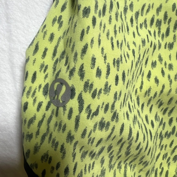 Lululemon Speed Up Shorts Dottie Dash Clarity Yellow - Picture 5 of 9